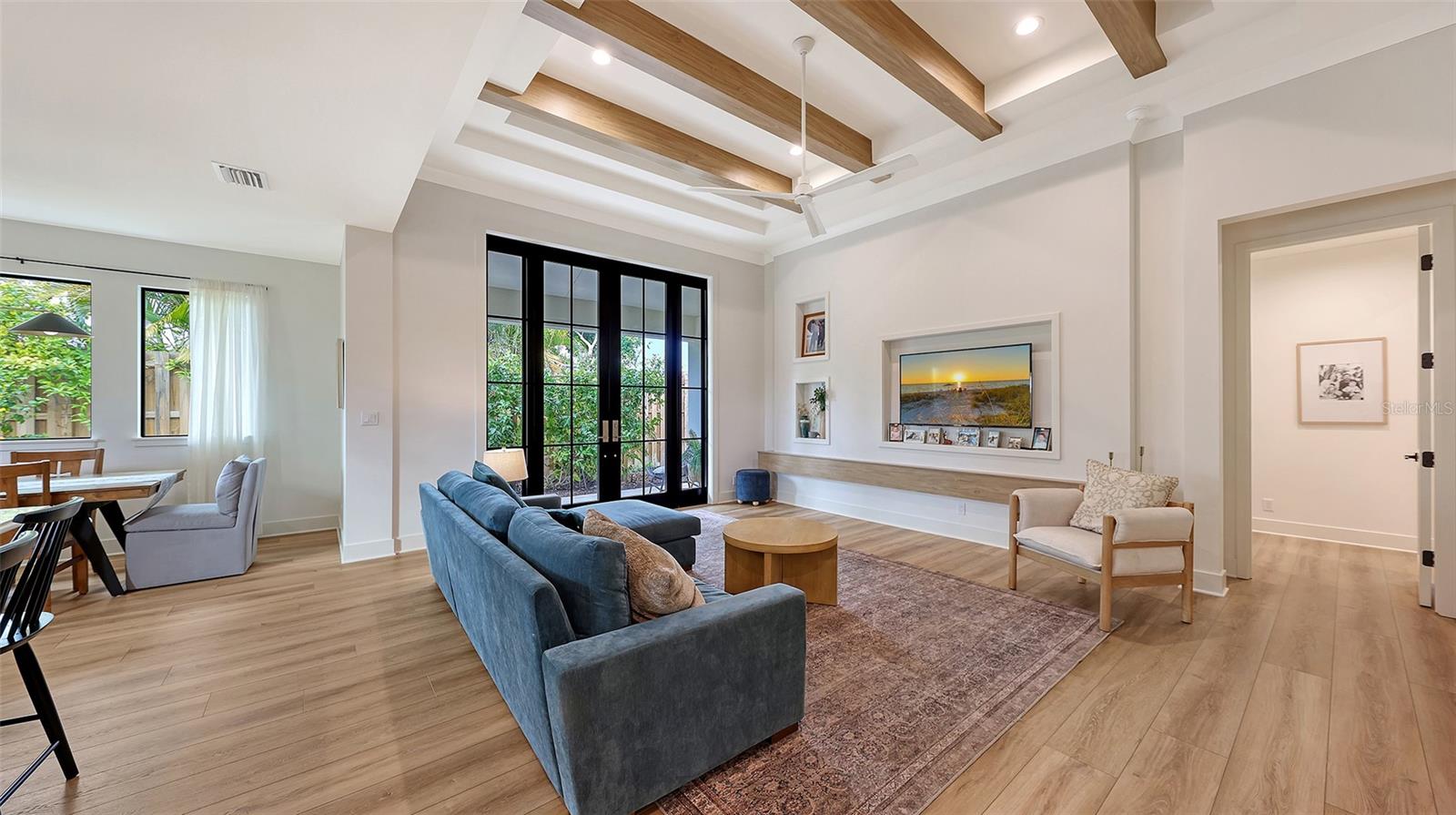 Image 13 of 87 For 3214 Key Avenue