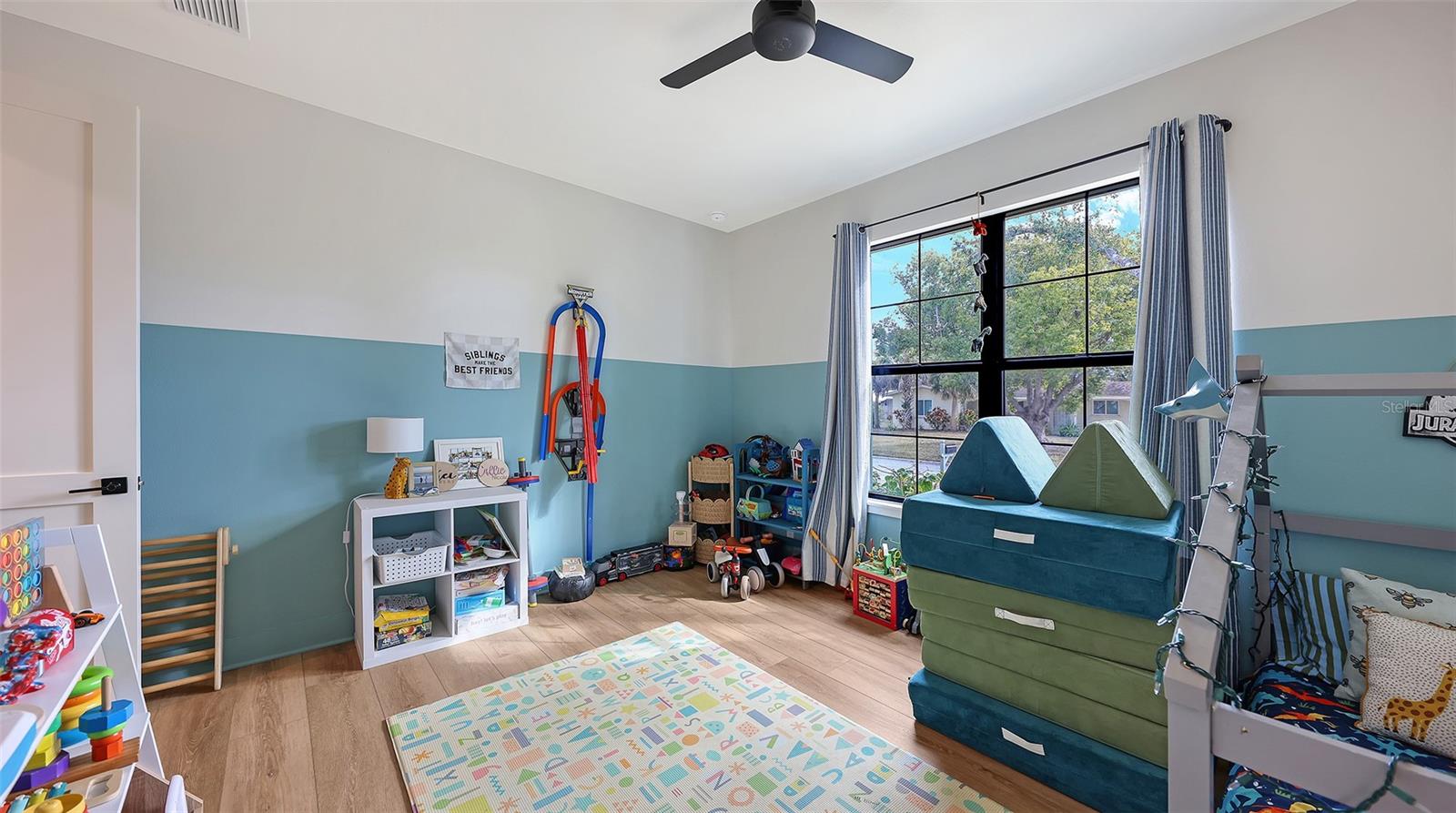 Image 40 of 87 For 3214 Key Avenue