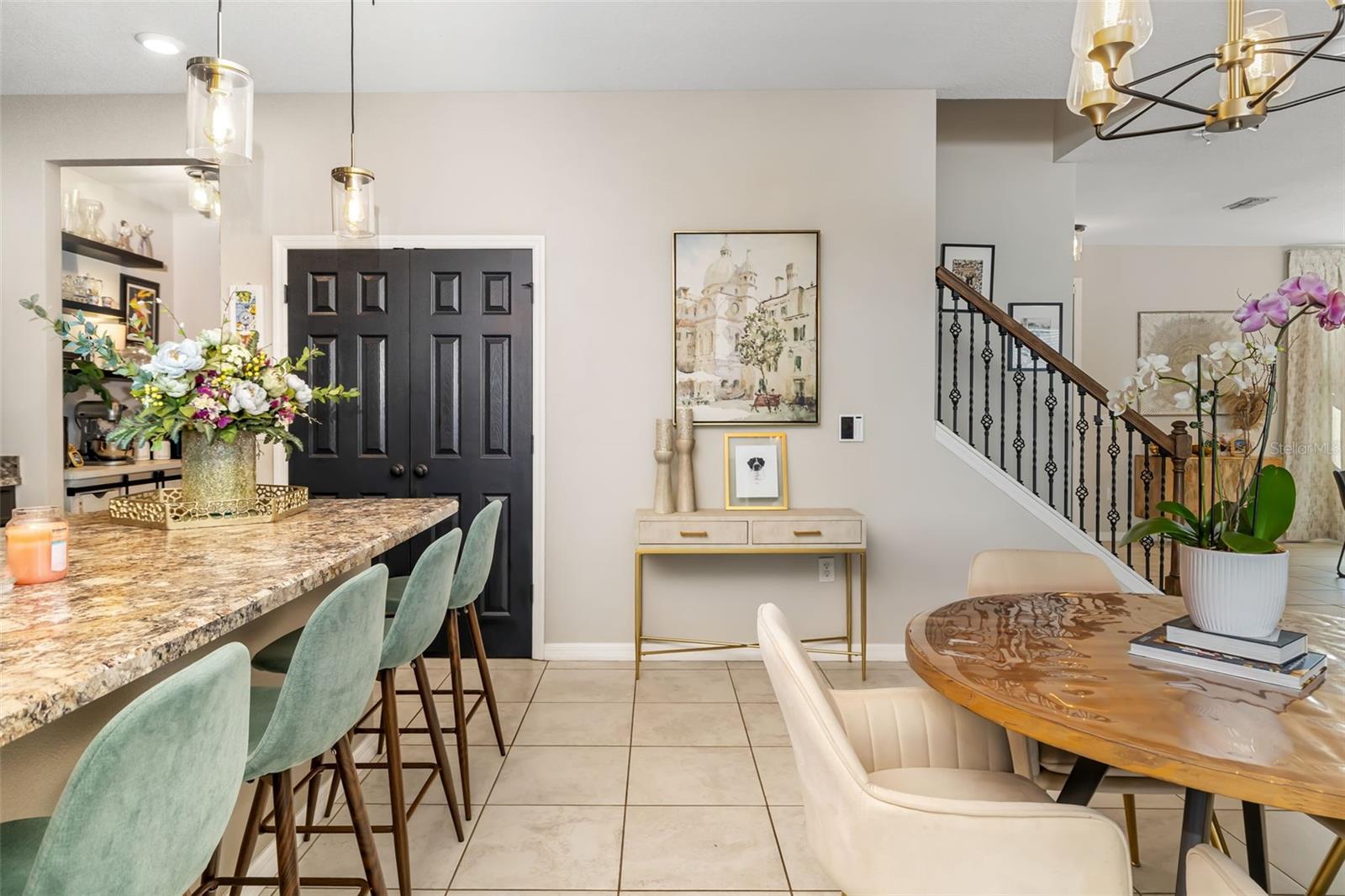 Listing photo id 13 for 10702 Aldo Moro Drive