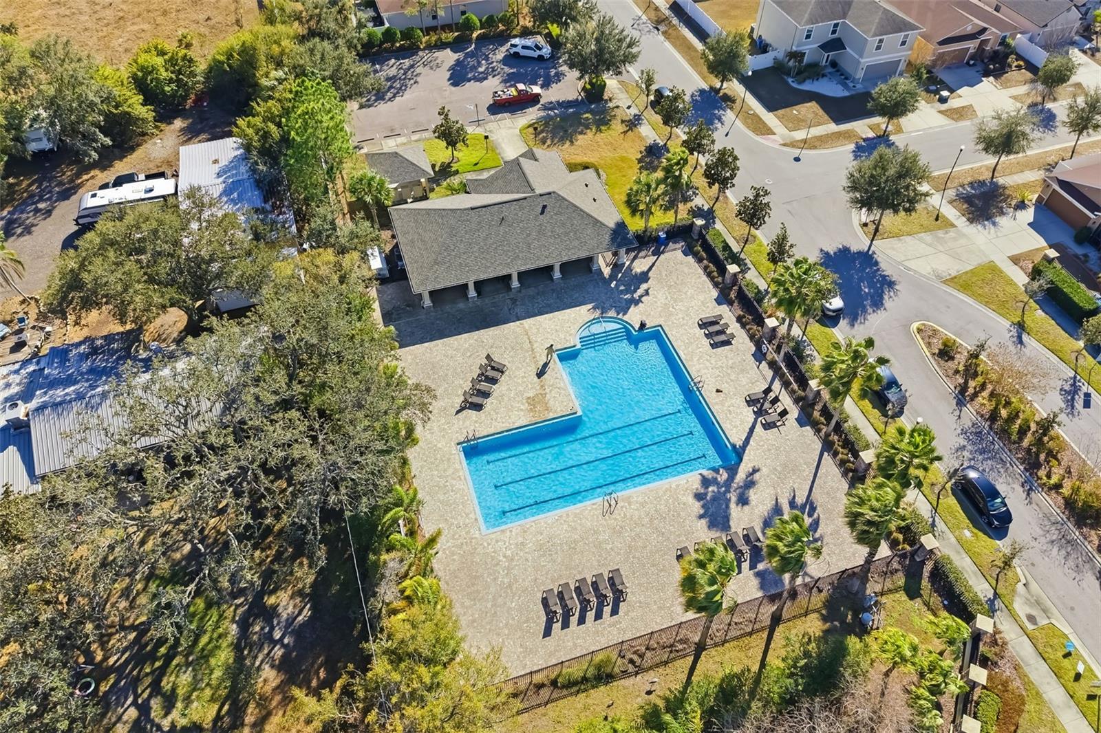 Listing photo id 58 for 10702 Aldo Moro Drive