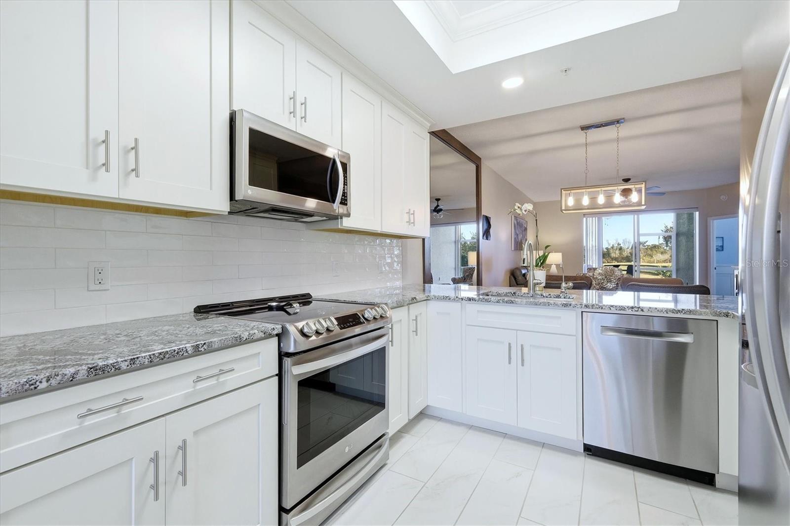 Image 21 of 85 For 5221 Mahogany Run Avenue 215