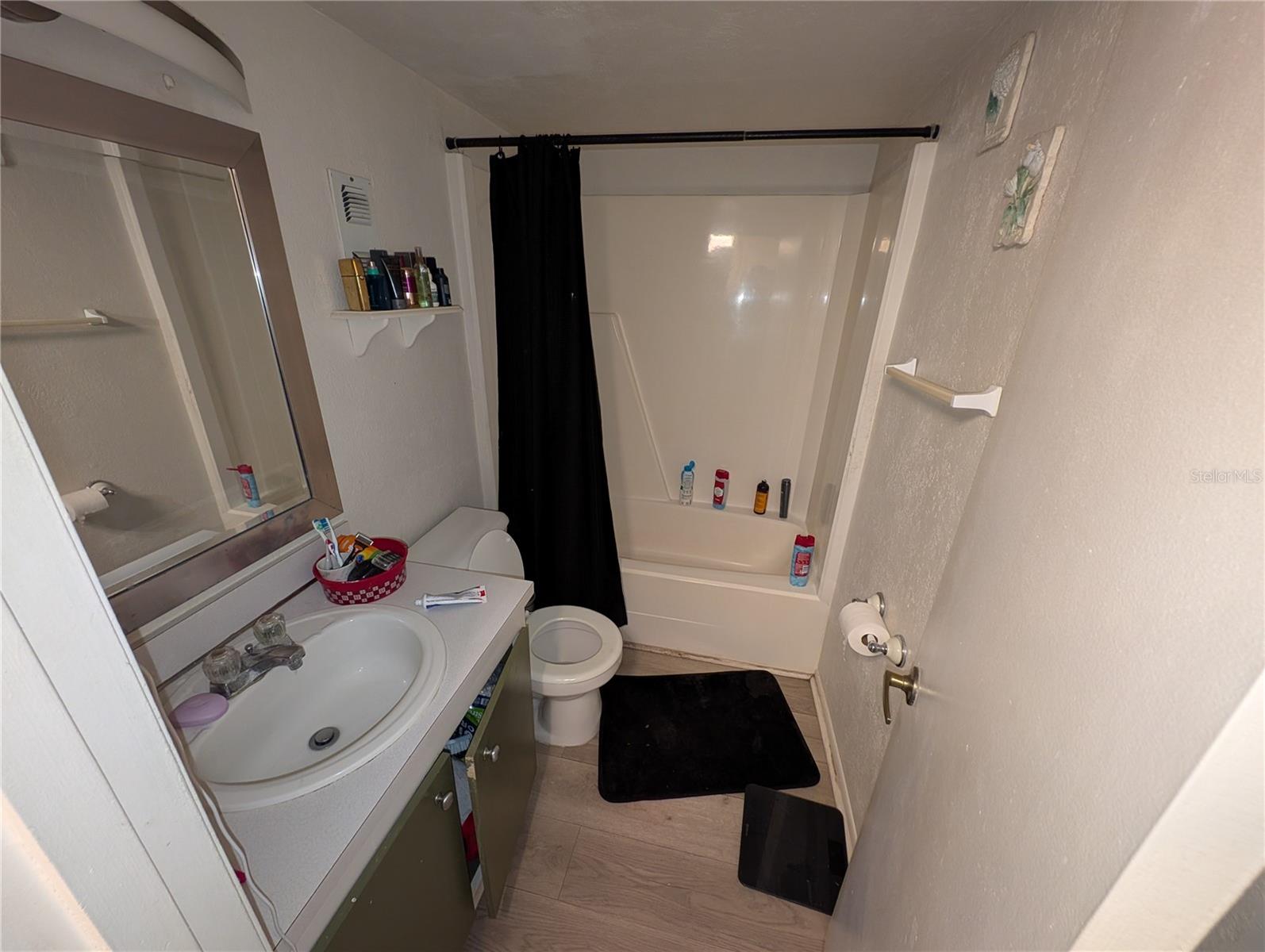 Image 10 of 10 For 700 Airport Boulevard E7