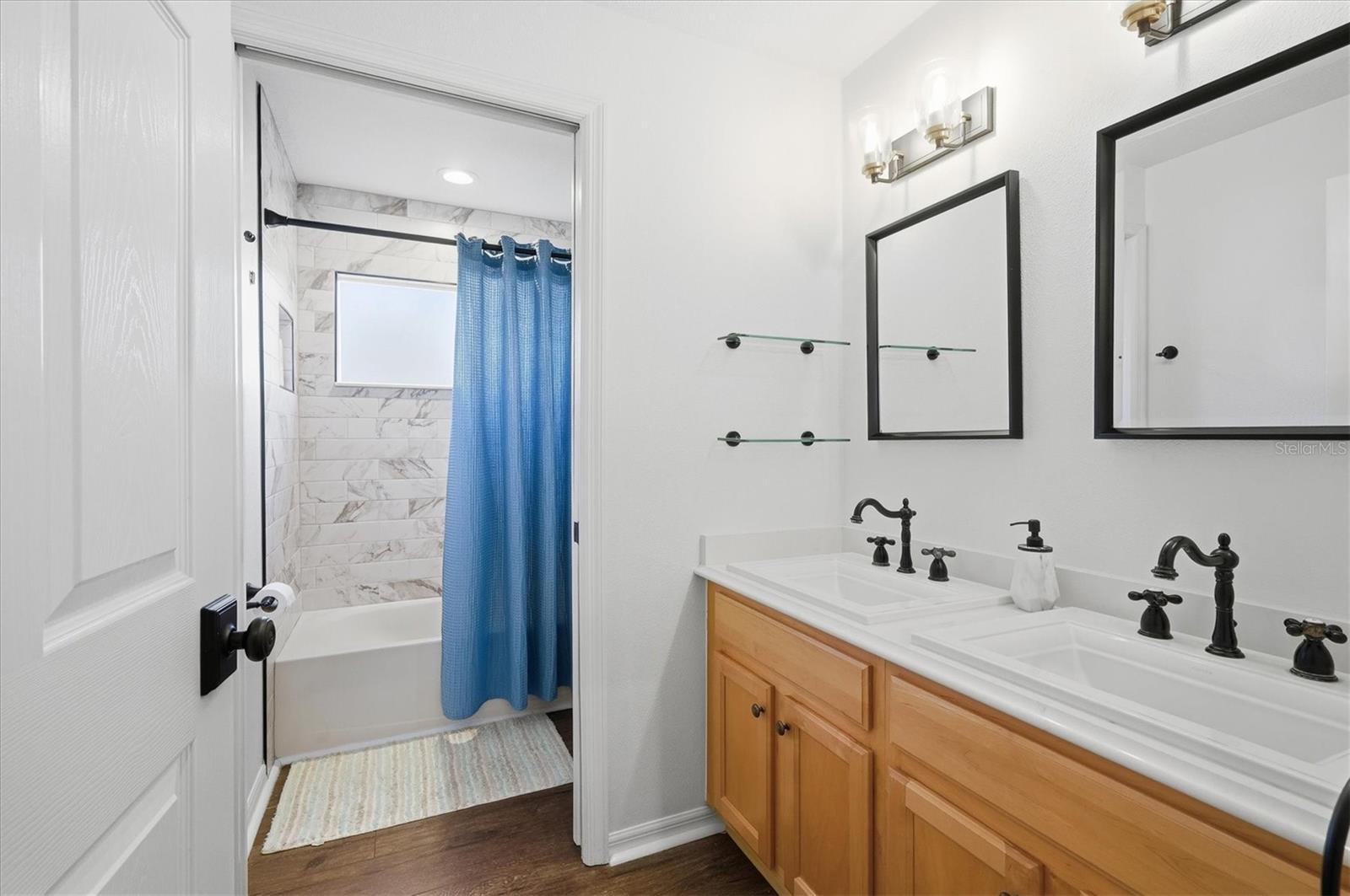 Image 28 of 60 For 8242 Snowy Egret Place