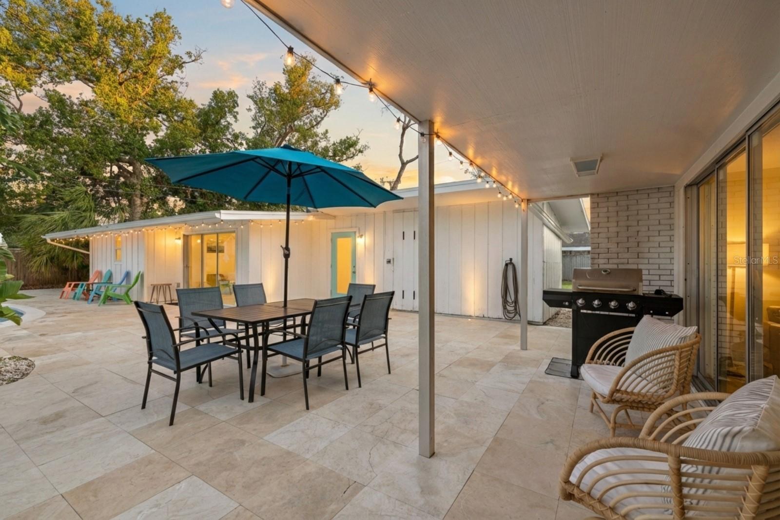 Image 37 of 41 For 2069 Bougainvillea Street