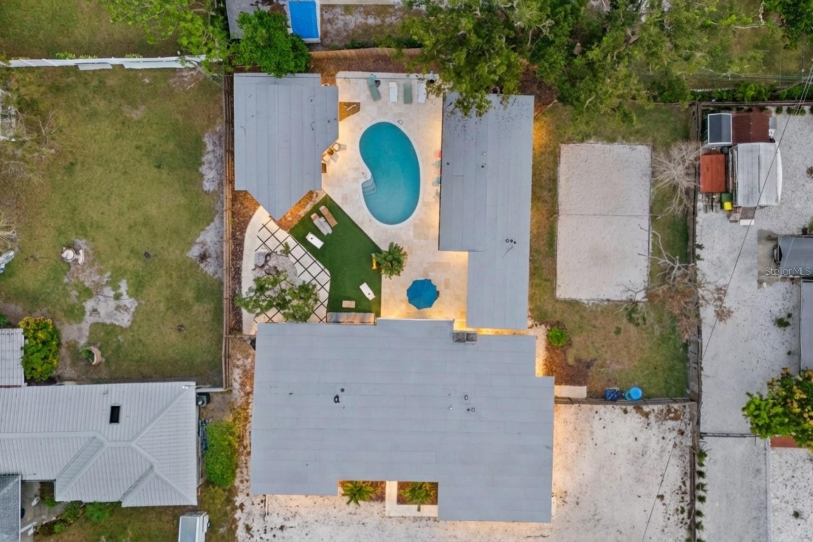 Image 4 of 41 For 2069 Bougainvillea Street