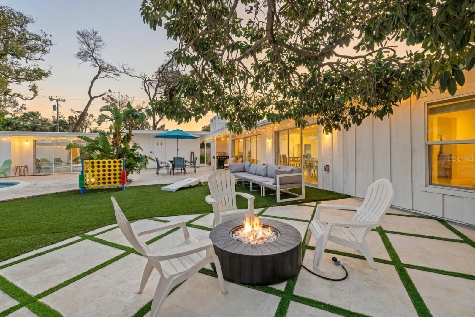 Image 40 of 41 For 2069 Bougainvillea Street