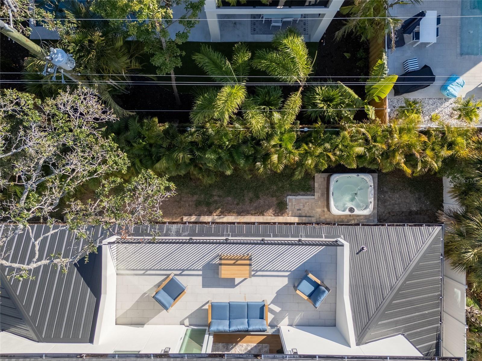 Image 58 of 97 For 2420 Floyd Street