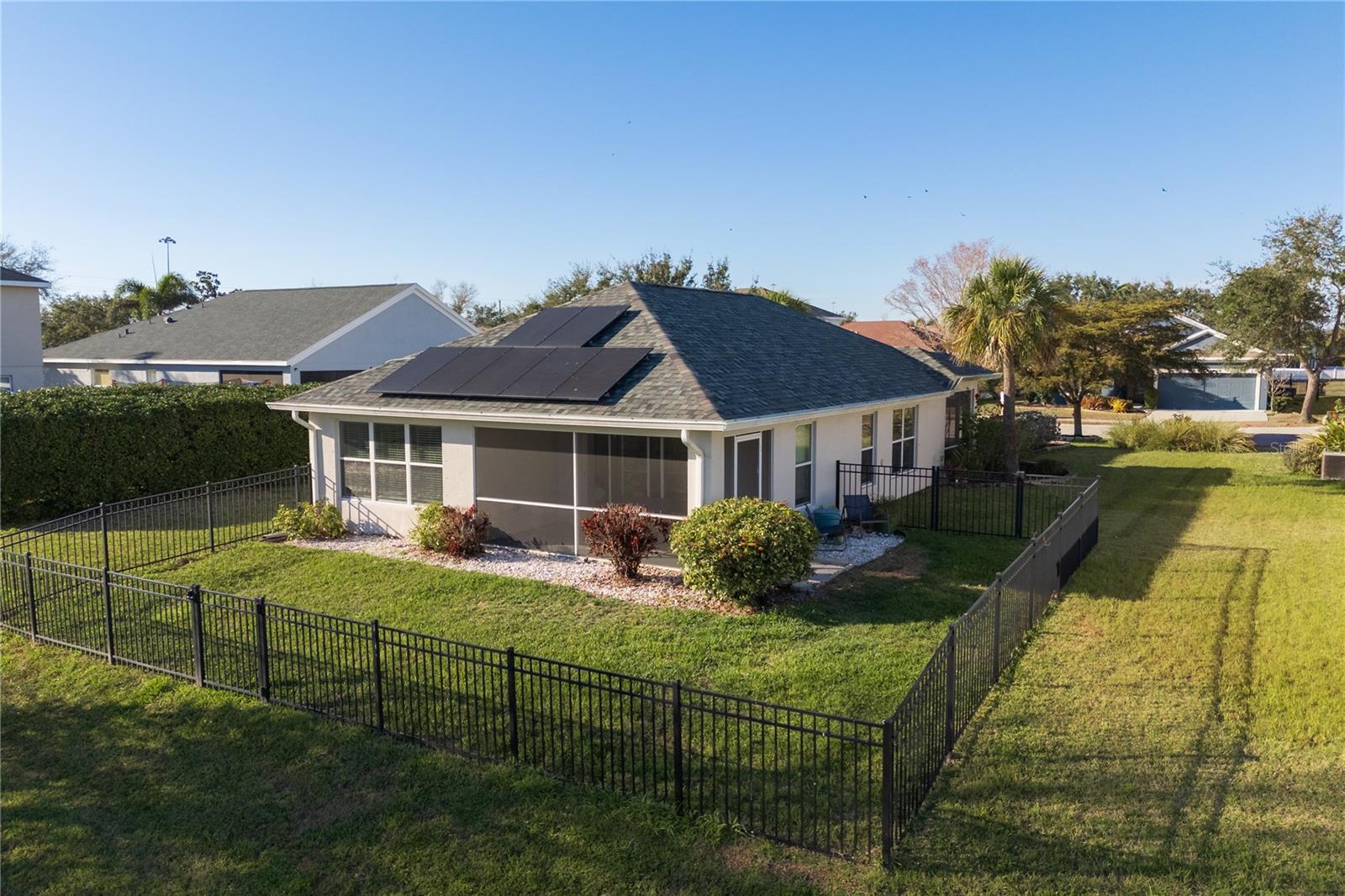 Image 2 of 32 For 5011 72nd Street E