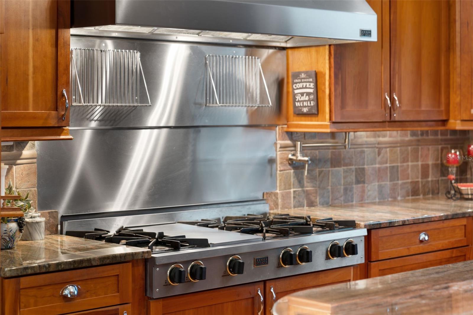 Image 12 of 69 For 4329 14th Street Circle