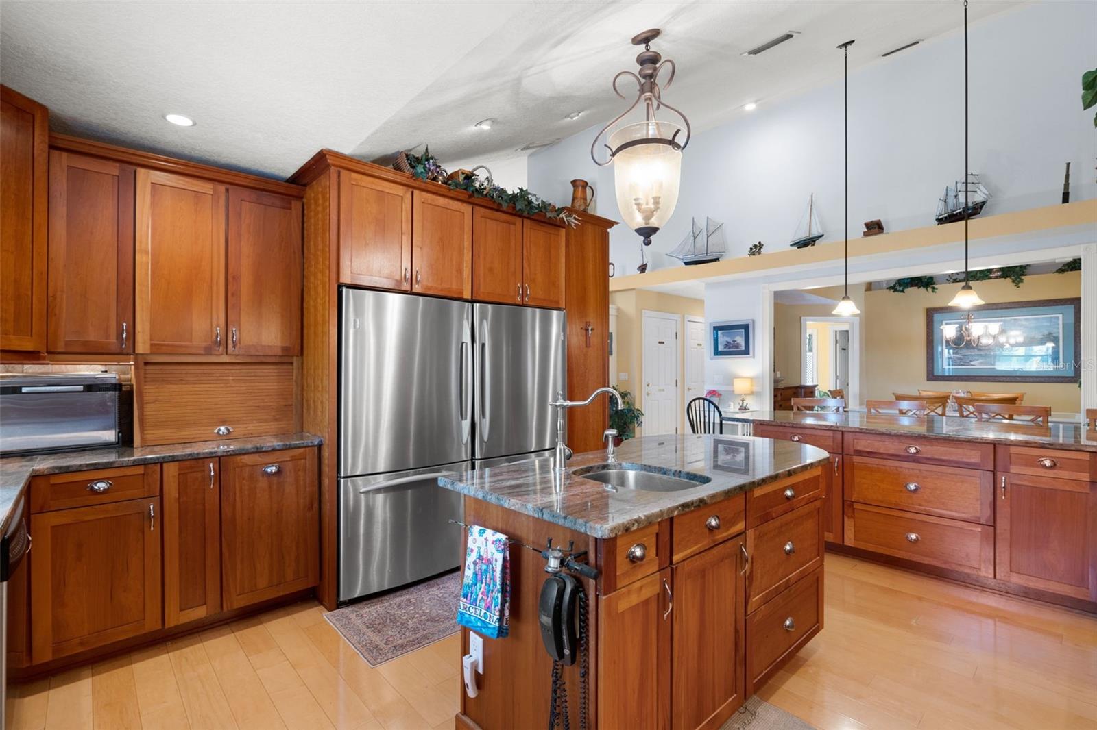 Image 13 of 69 For 4329 14th Street Circle