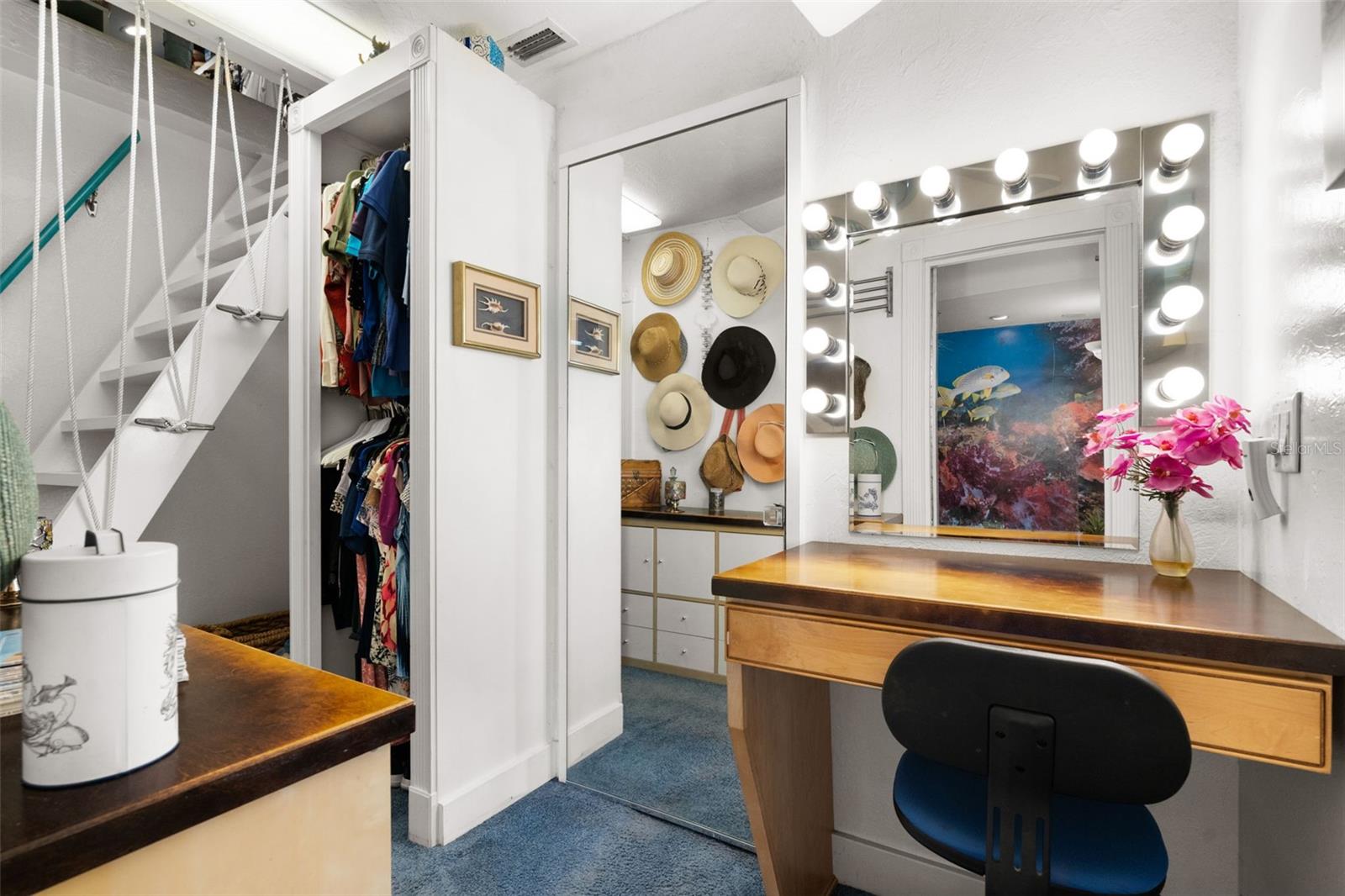 Image 29 of 69 For 4329 14th Street Circle