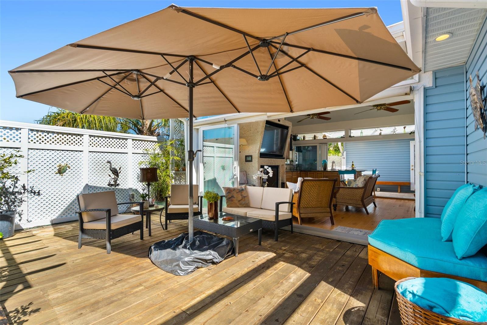 Image 40 of 69 For 4329 14th Street Circle