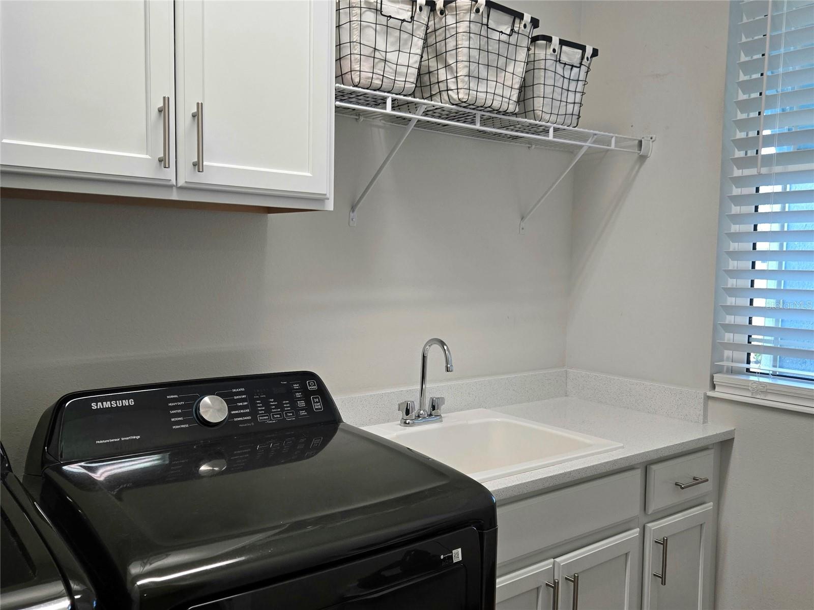 Listing photo id 16 for 235 Okeeffe Circle