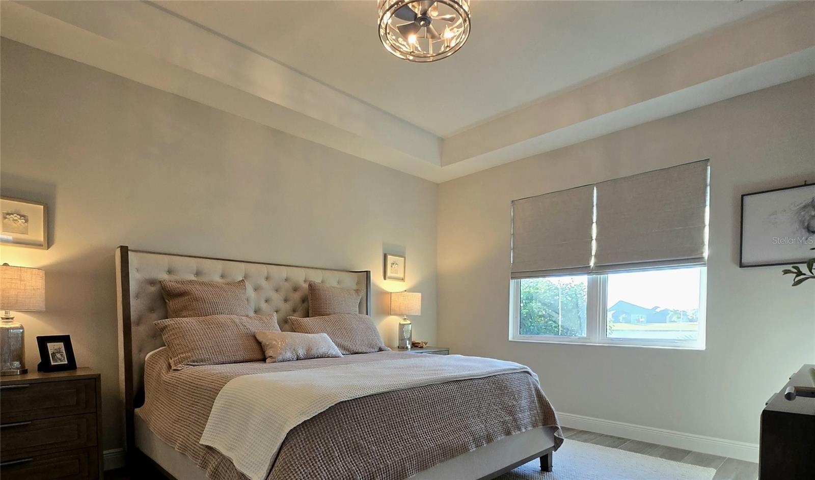 Listing photo id 7 for 235 Okeeffe Circle