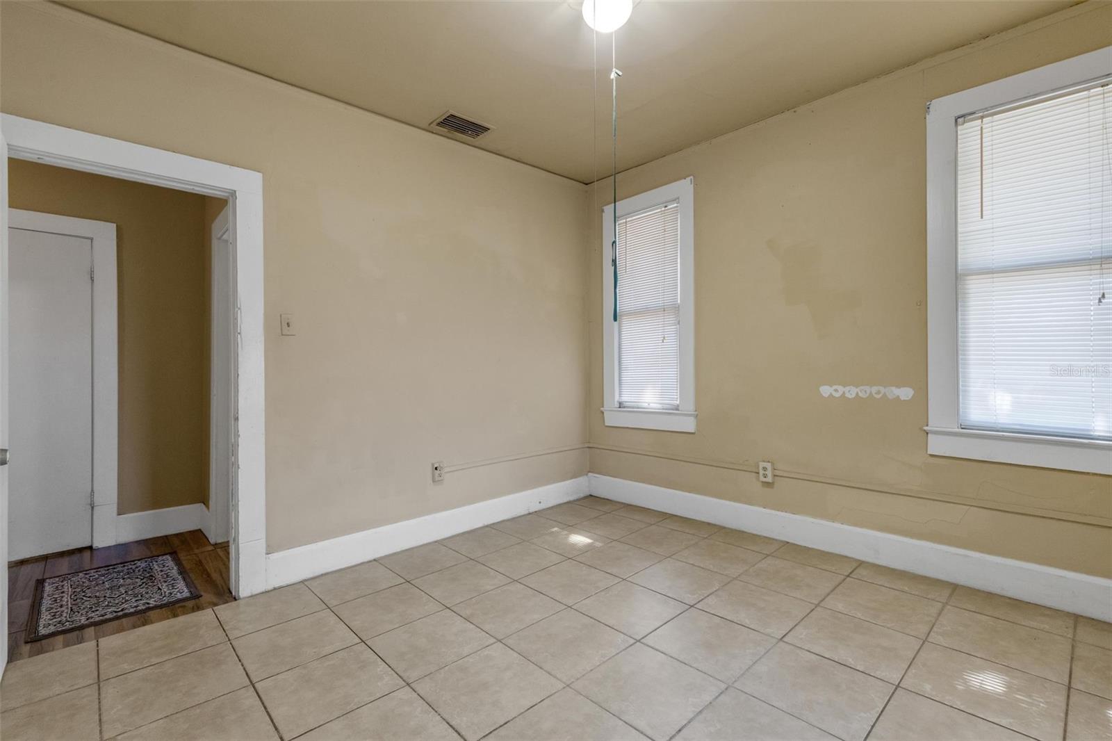 Image 36 of 47 For 4122 Old Bradenton Road