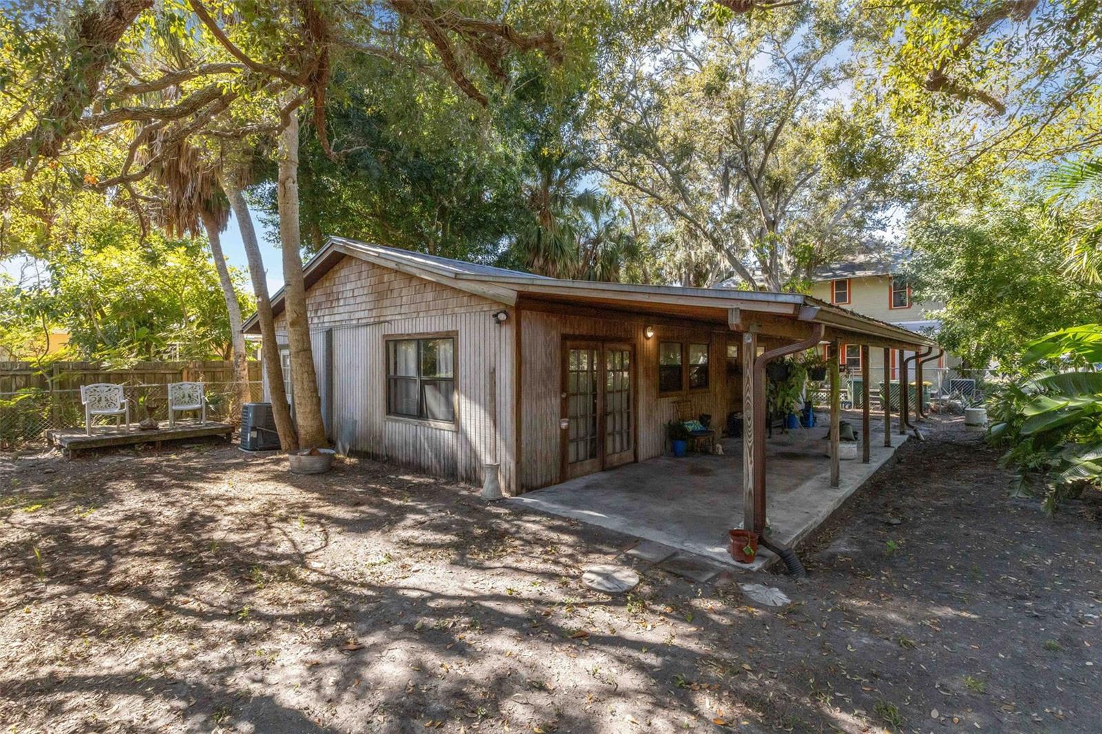 Image 4 of 47 For 4122 Old Bradenton Road