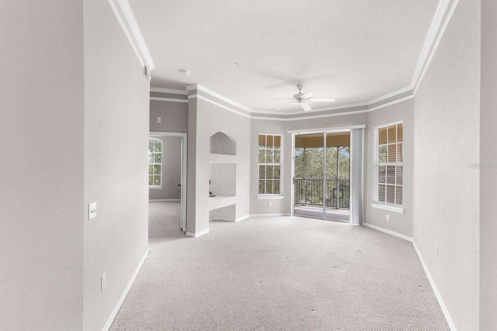 Image 9 of 33 For 5122 Northridge Road 307