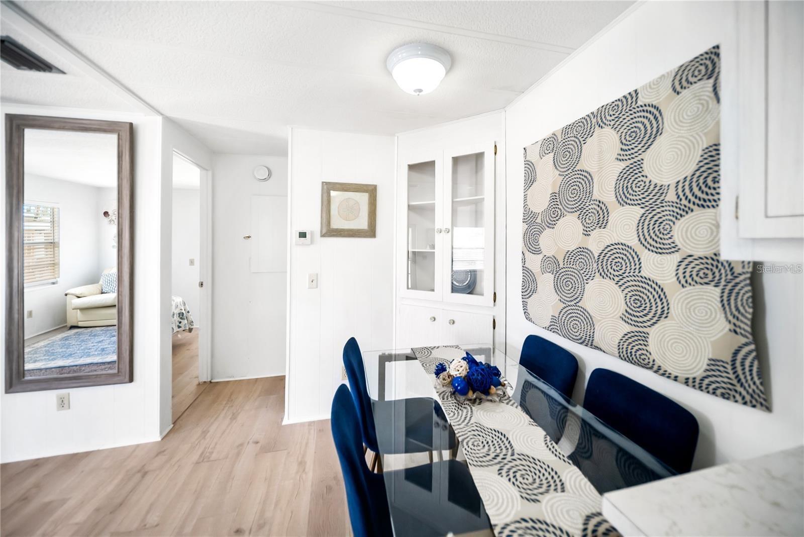 Image 15 of 40 For 10315 Cortez Road 60-4