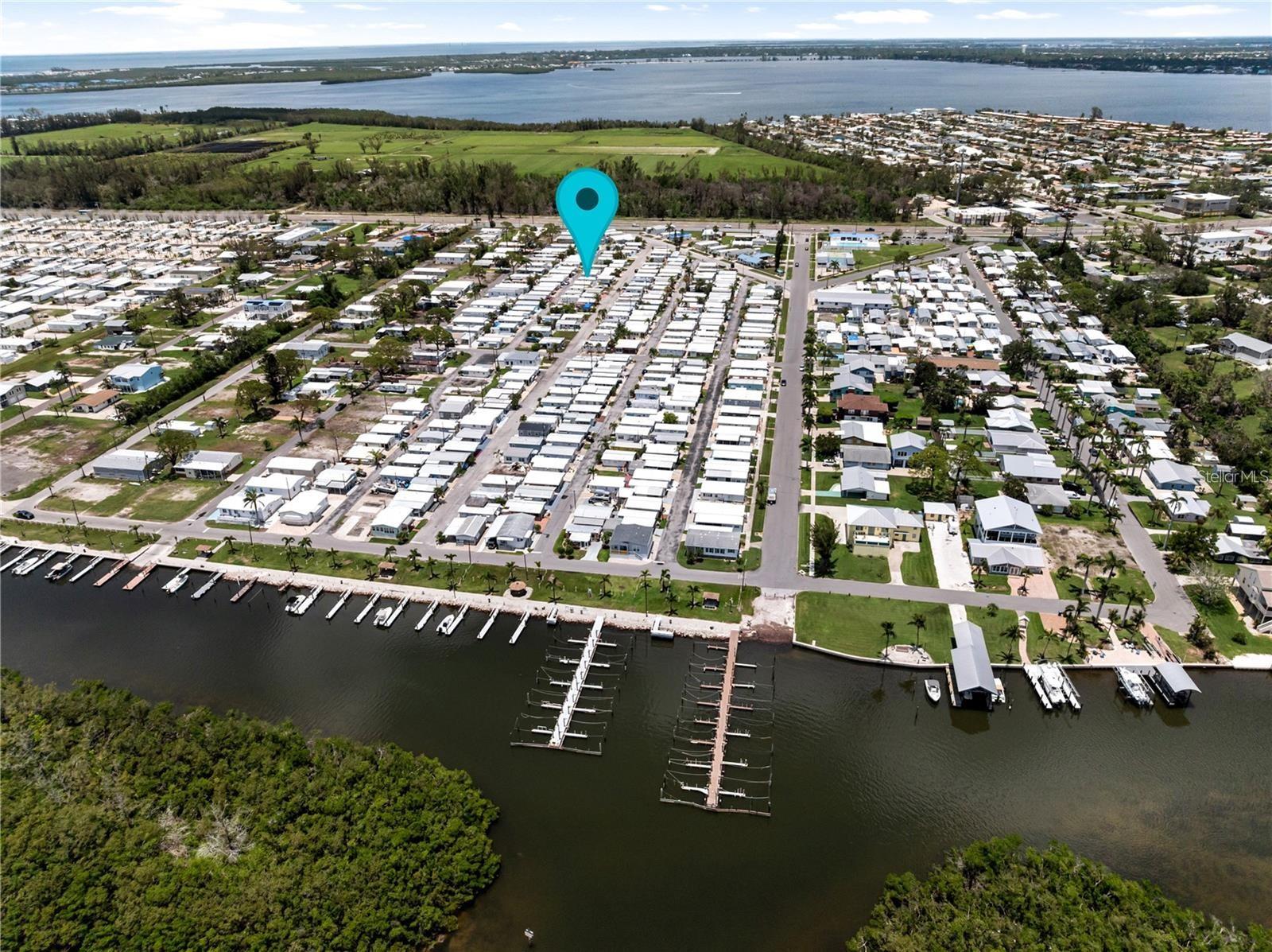 Image 29 of 40 For 10315 Cortez Road 60-4