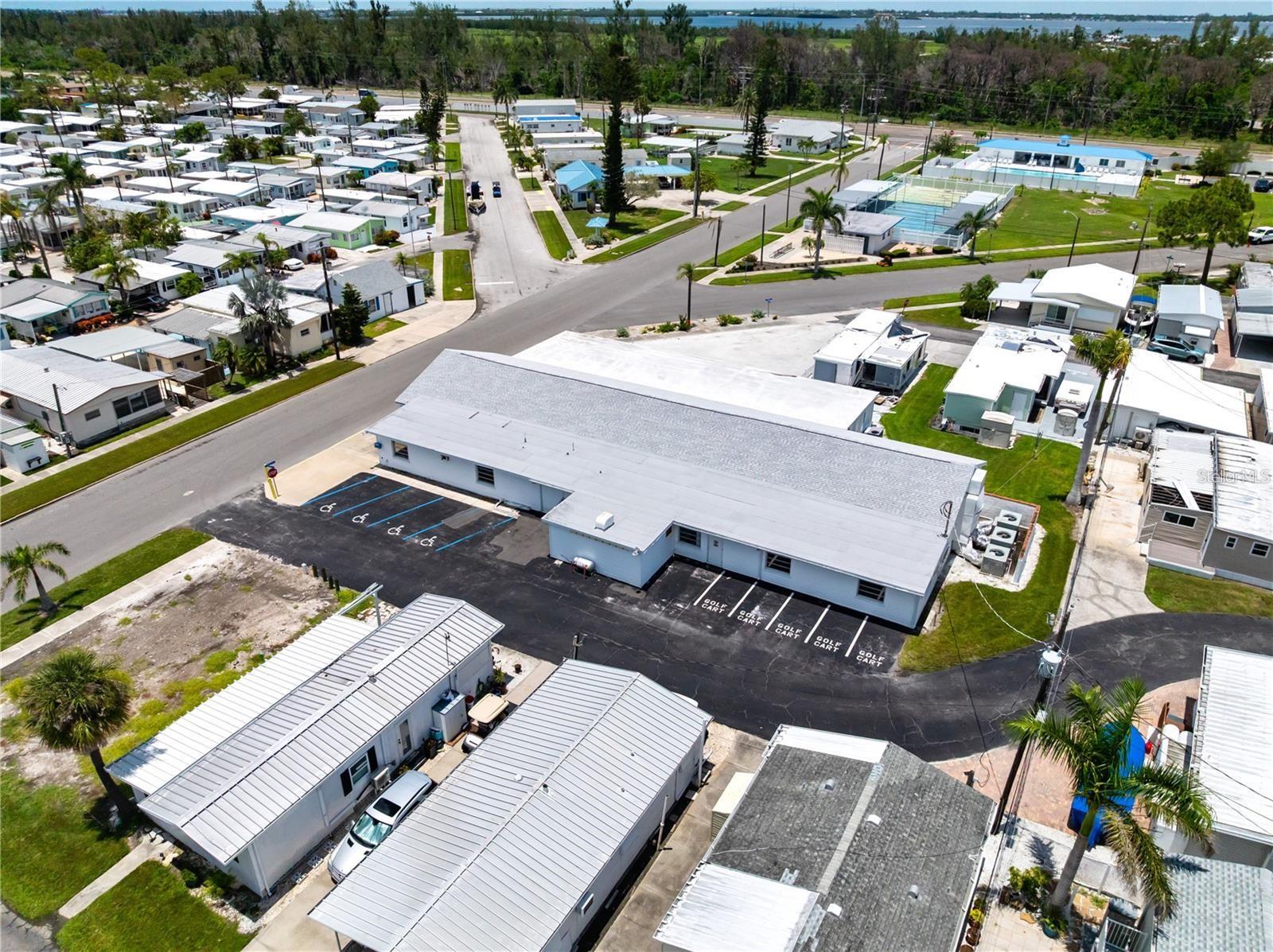 Image 38 of 40 For 10315 Cortez Road 60-4