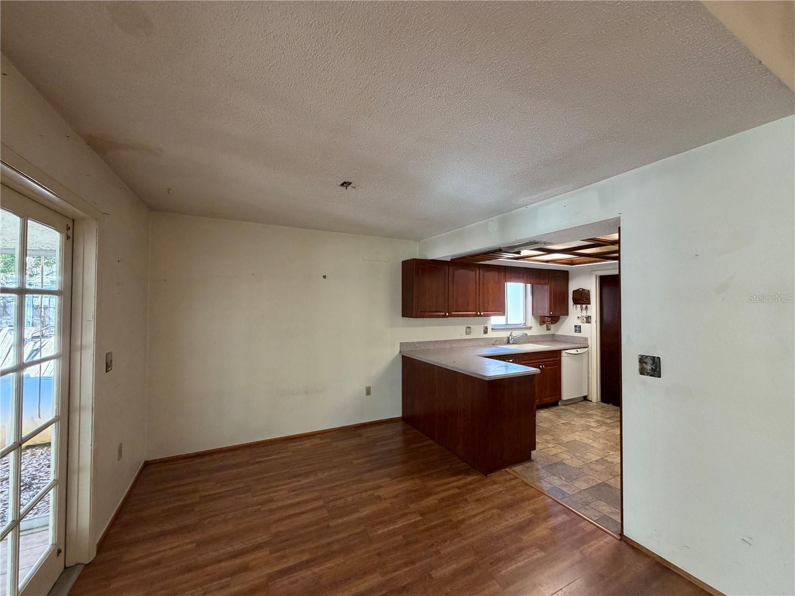 Image 13 of 35 For 2848 Webber Place