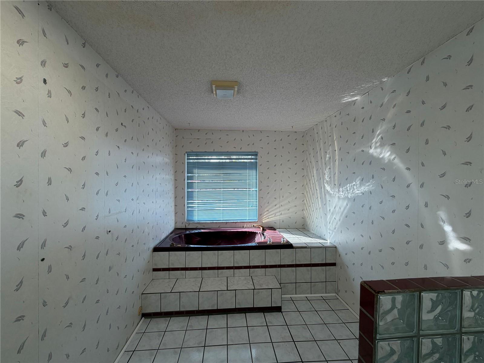 Image 22 of 35 For 2848 Webber Place