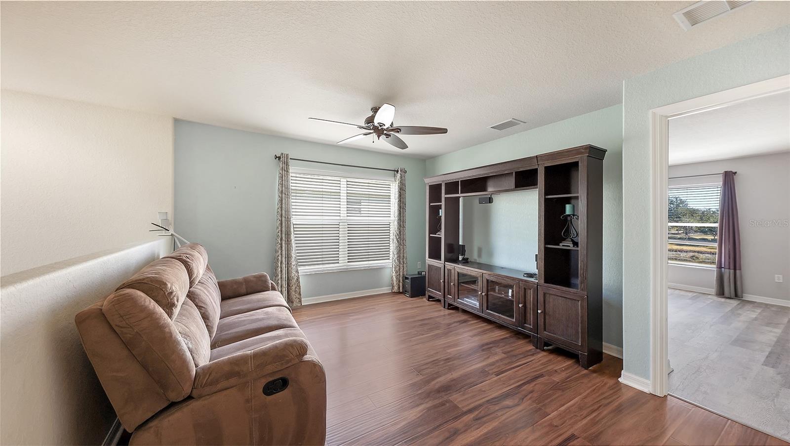 Image 13 of 41 For 7109 Chatum Light Run