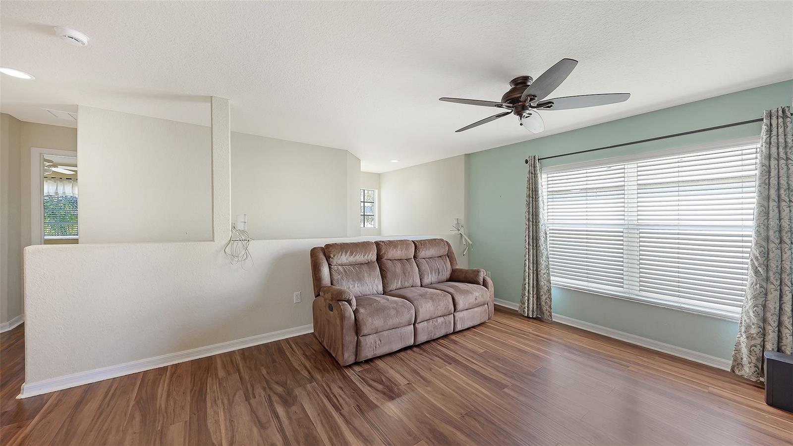 Image 15 of 41 For 7109 Chatum Light Run