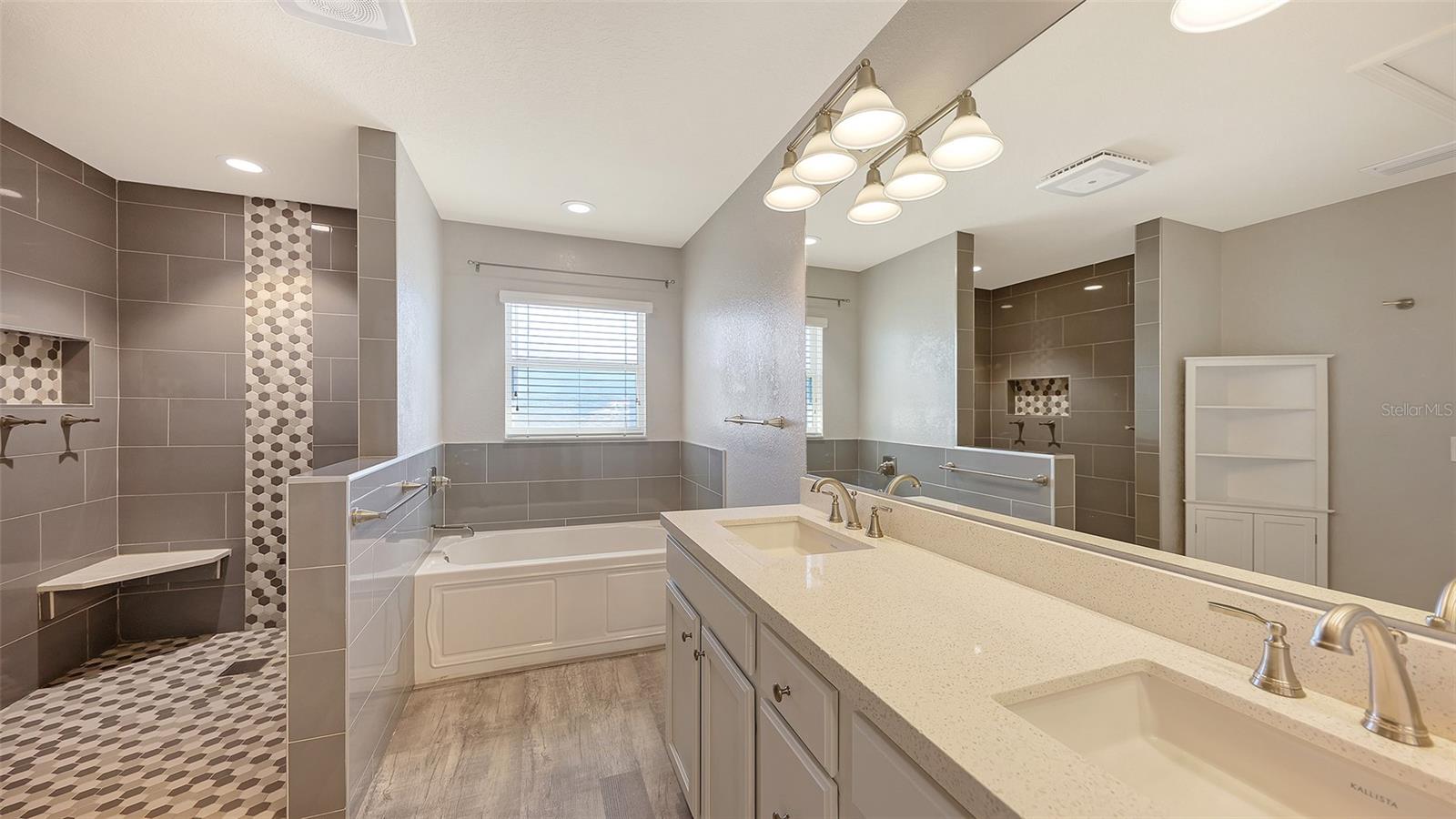 Image 23 of 41 For 7109 Chatum Light Run