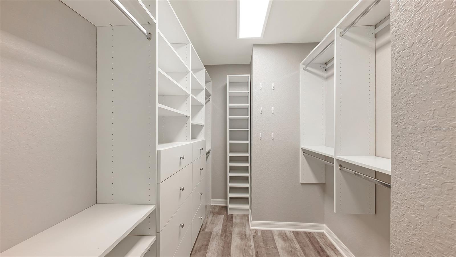 Image 24 of 41 For 7109 Chatum Light Run