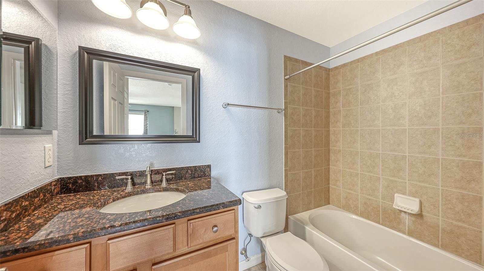 Image 28 of 41 For 7109 Chatum Light Run