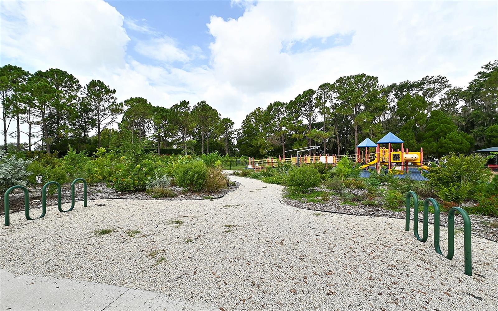 Image 35 of 41 For 7109 Chatum Light Run