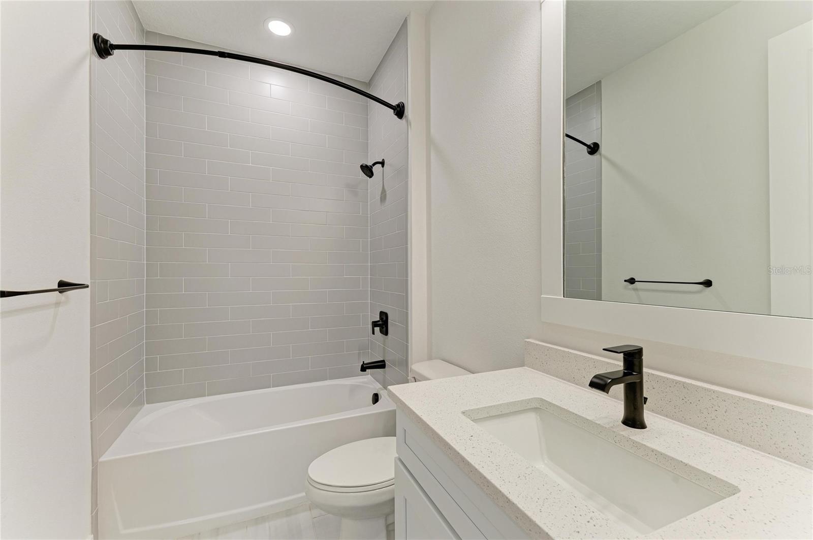 Image 32 of 65 For 1051 Waterline Court