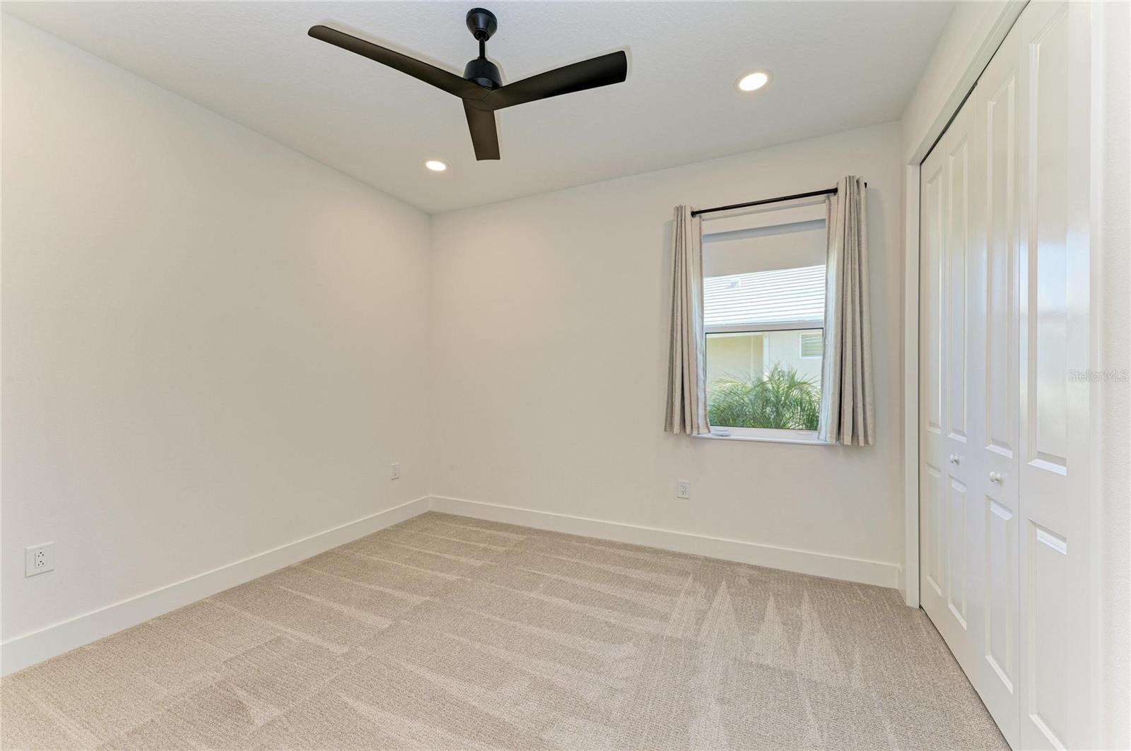 Image 33 of 65 For 1051 Waterline Court