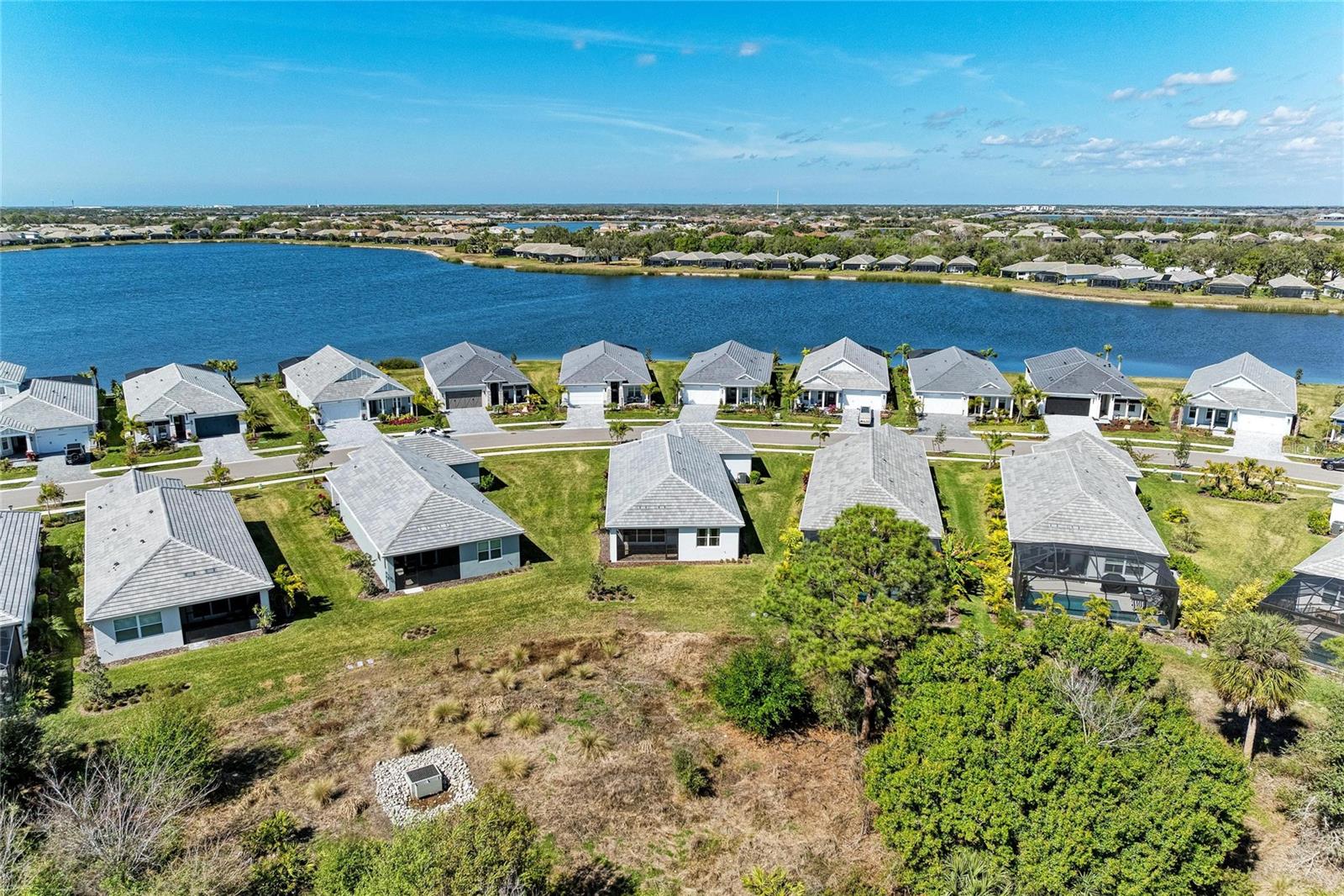 Image 40 of 65 For 1051 Waterline Court