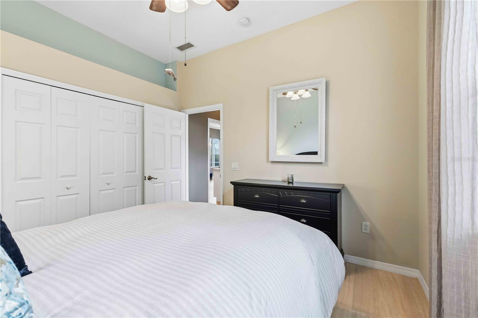 Image 20 of 54 For 7714 Ashley Circle