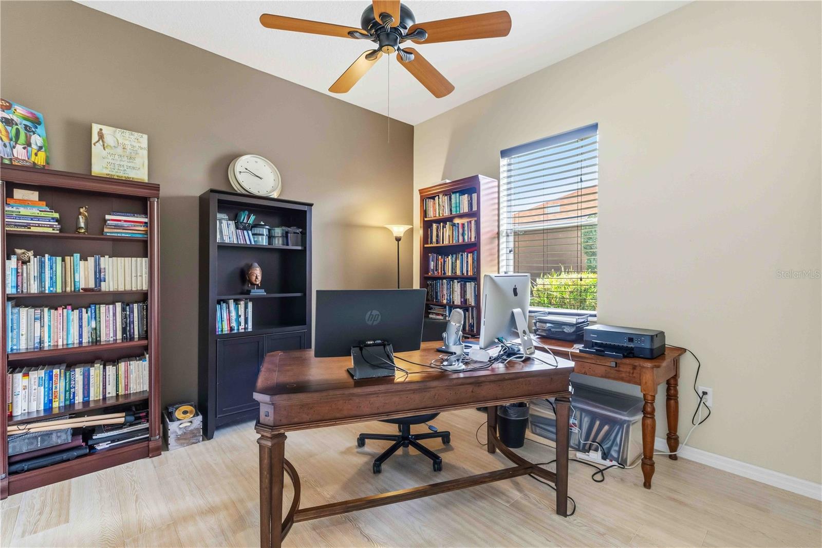 Image 22 of 54 For 7714 Ashley Circle