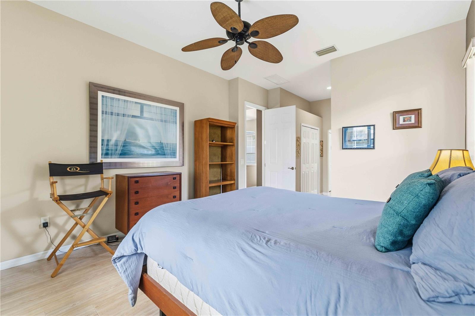 Image 27 of 54 For 7714 Ashley Circle