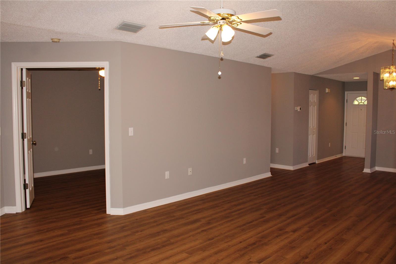 Image 13 of 50 For 1507 Lantana Court