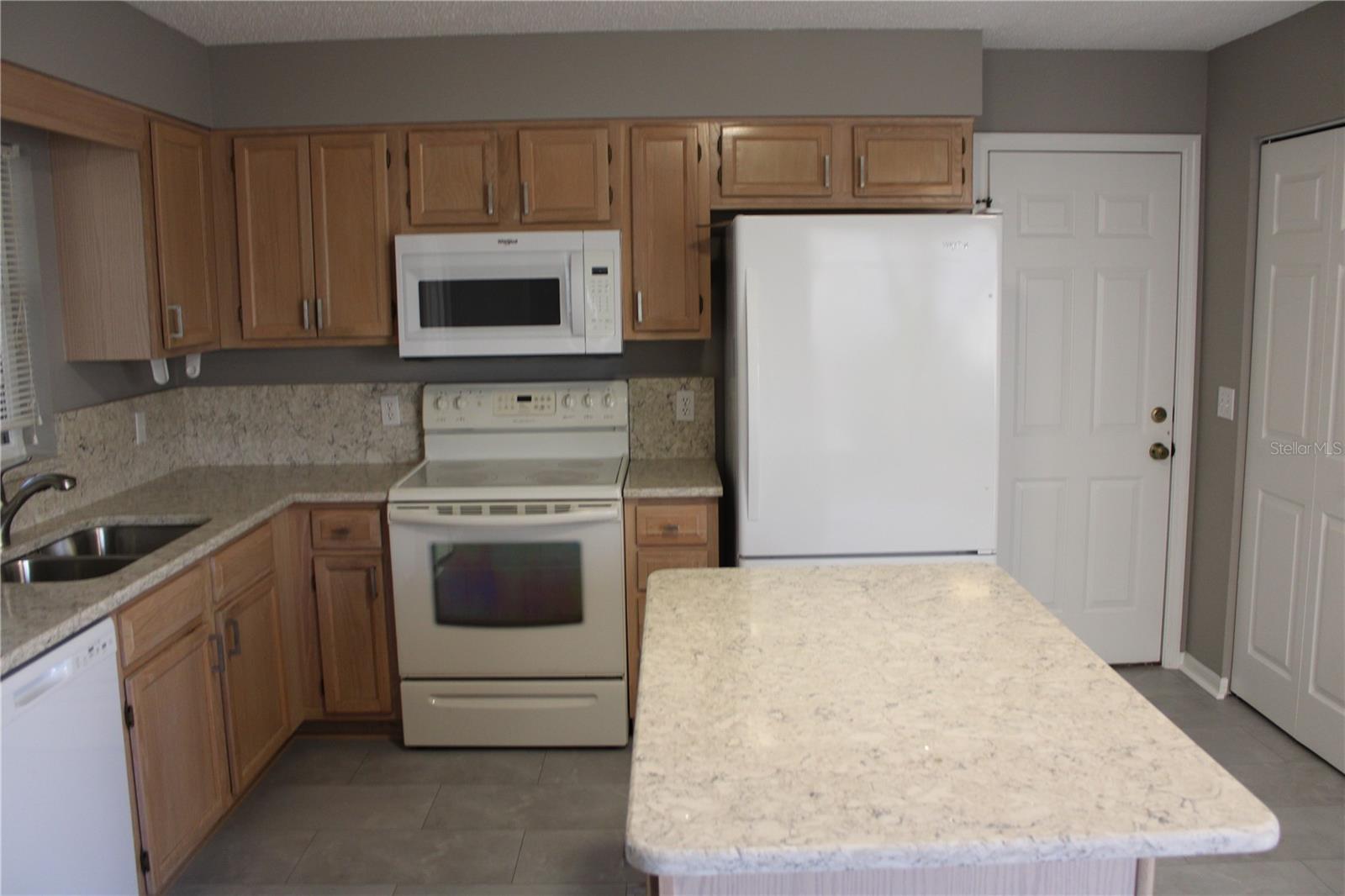 Image 2 of 50 For 1507 Lantana Court