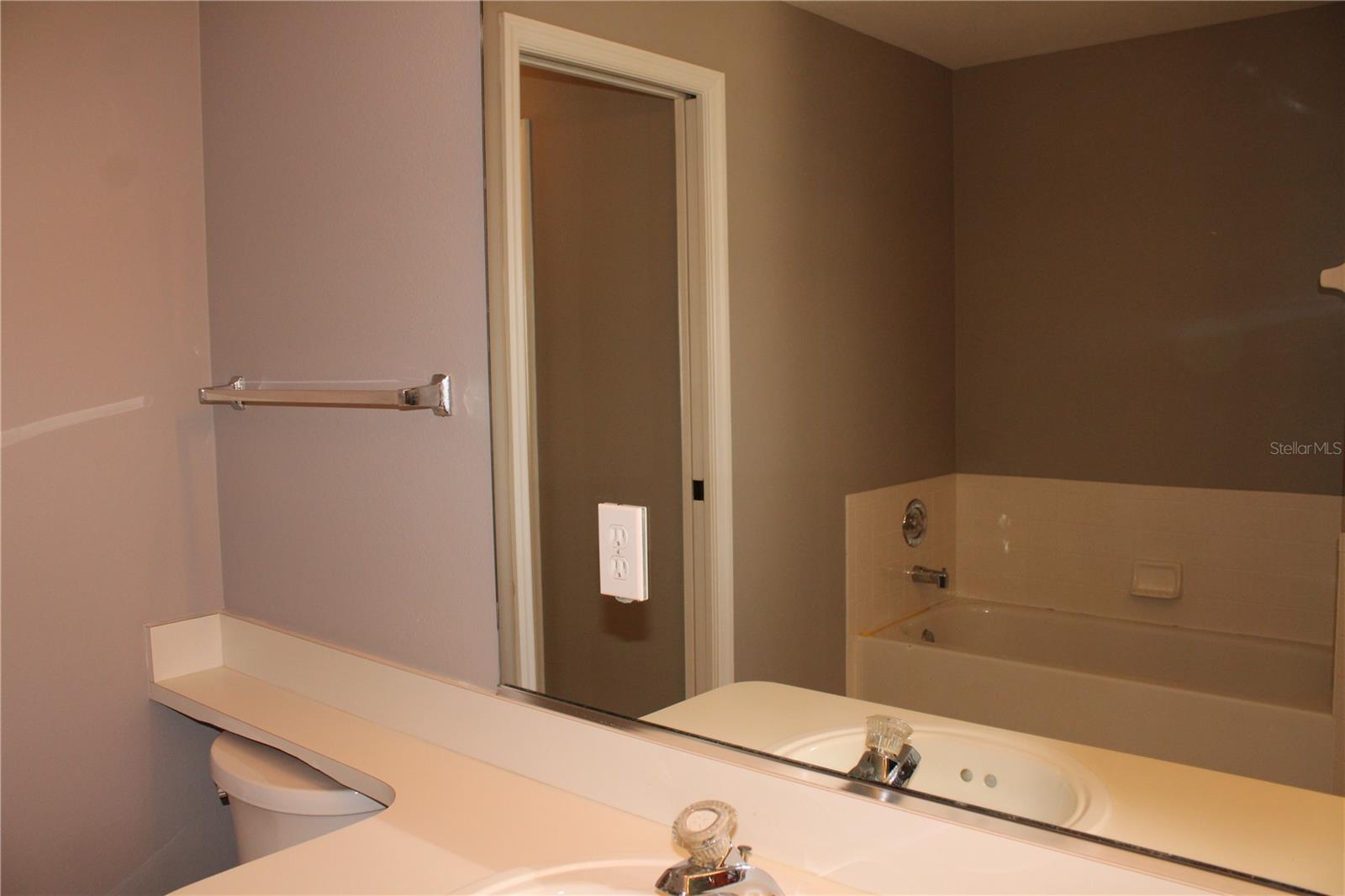 Image 21 of 50 For 1507 Lantana Court