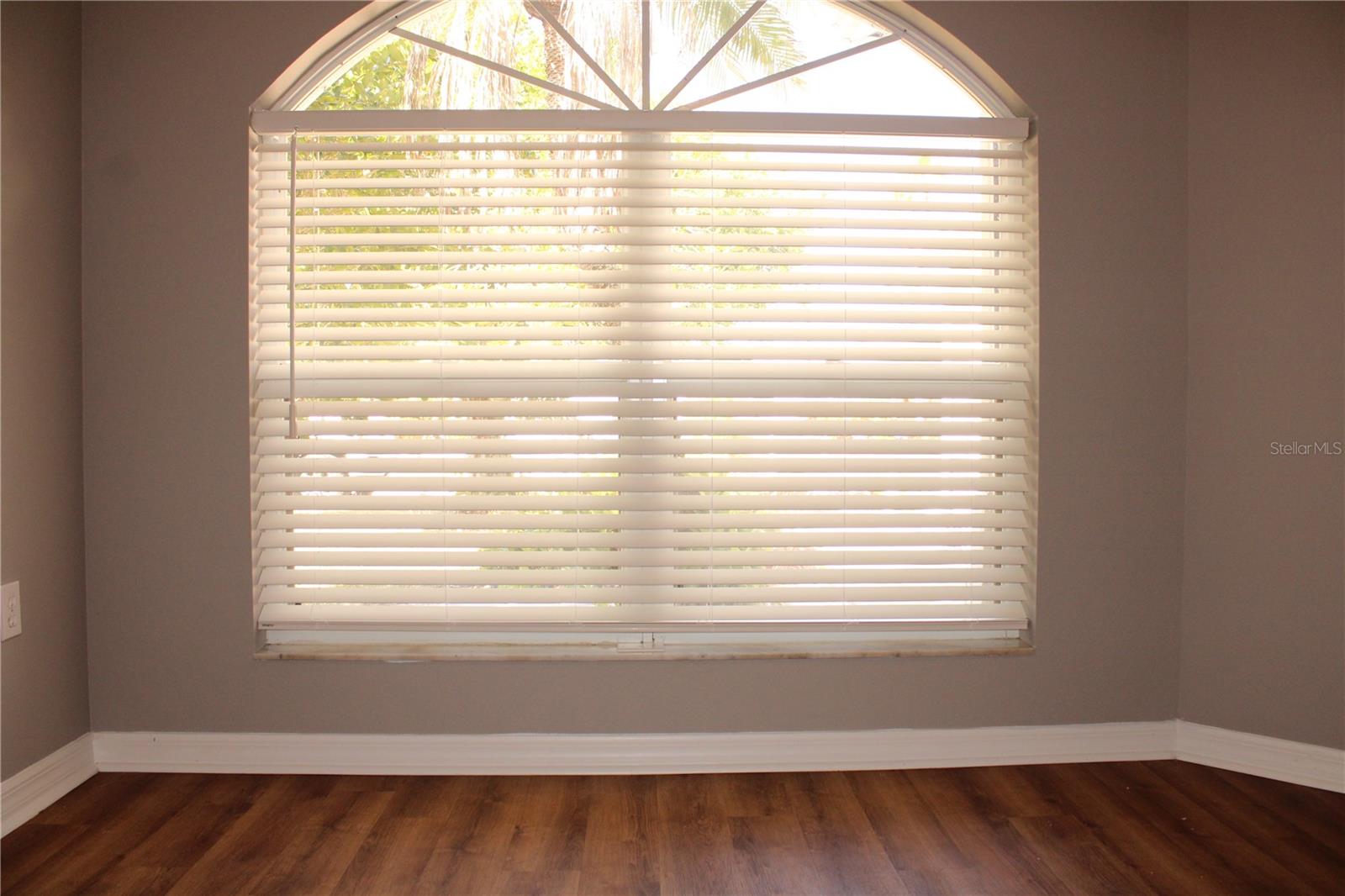 Image 23 of 50 For 1507 Lantana Court