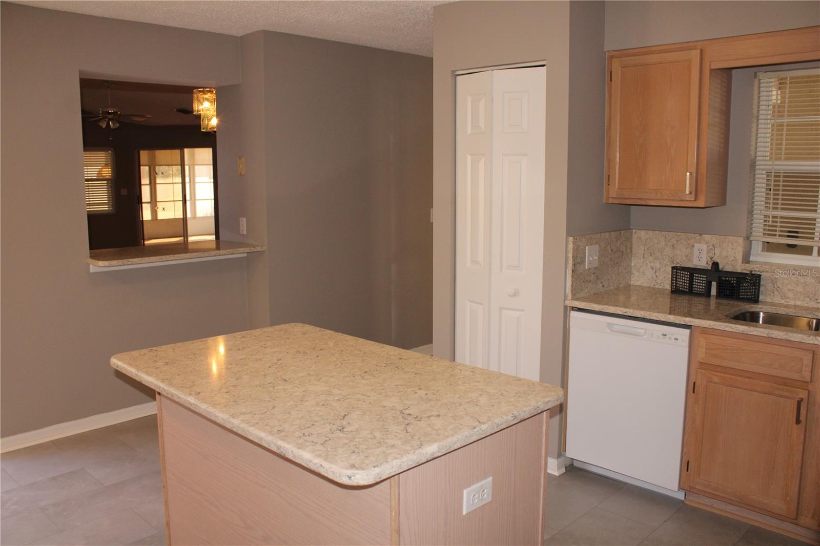 Image 7 of 50 For 1507 Lantana Court