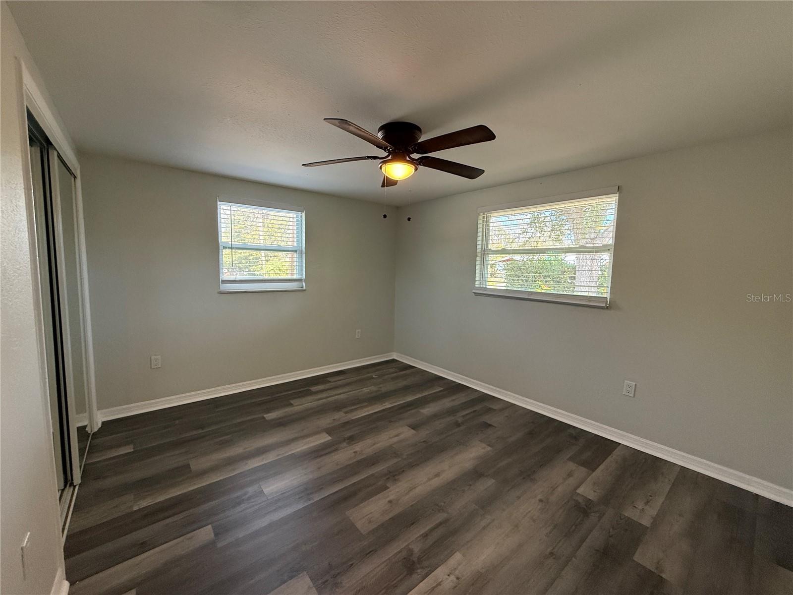 Image 9 of 15 For 350 Elmstreet Court B