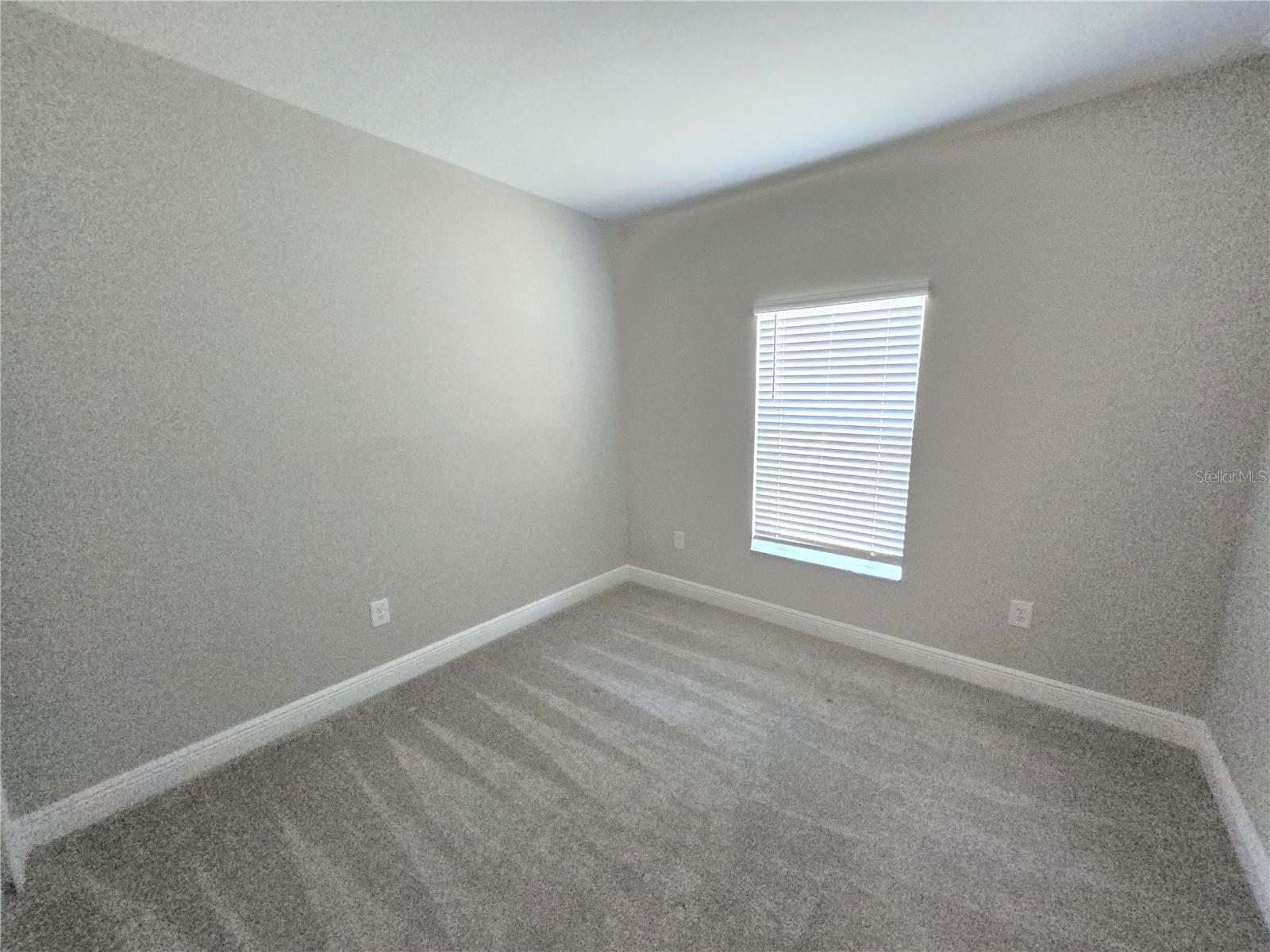 Image 11 of 37 For 5511 Patano Loop