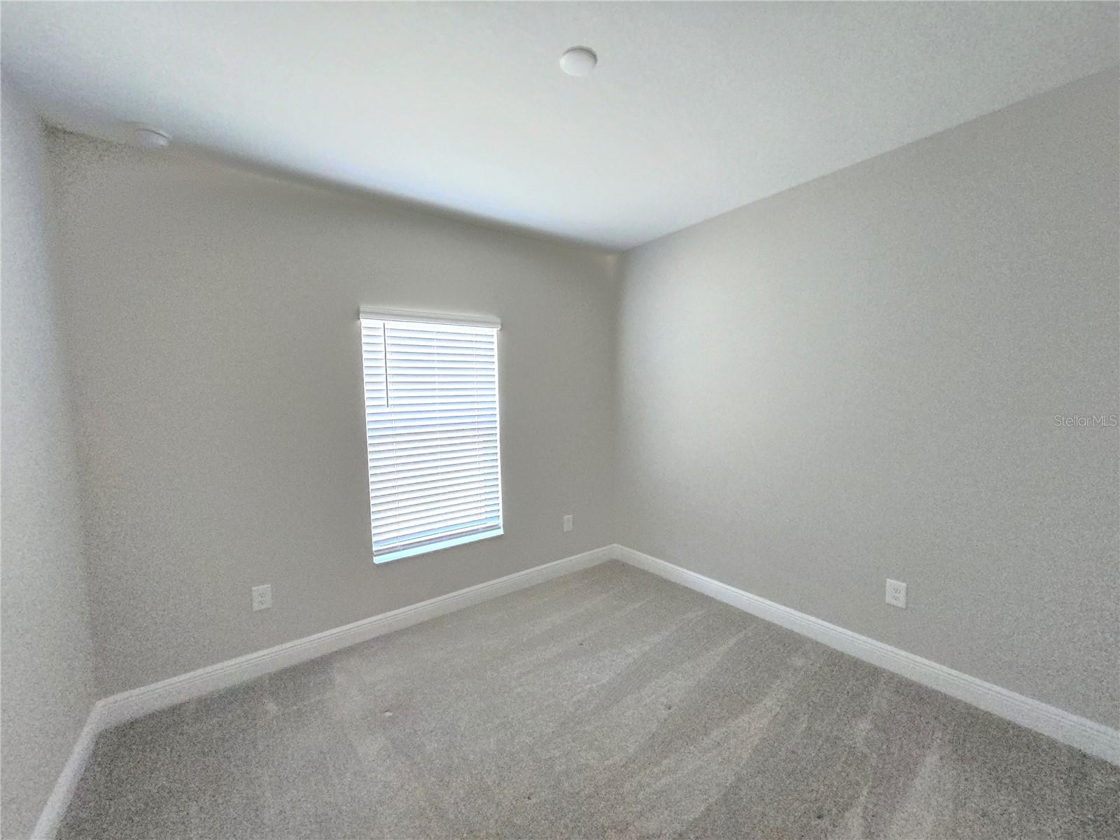 Image 12 of 37 For 5511 Patano Loop