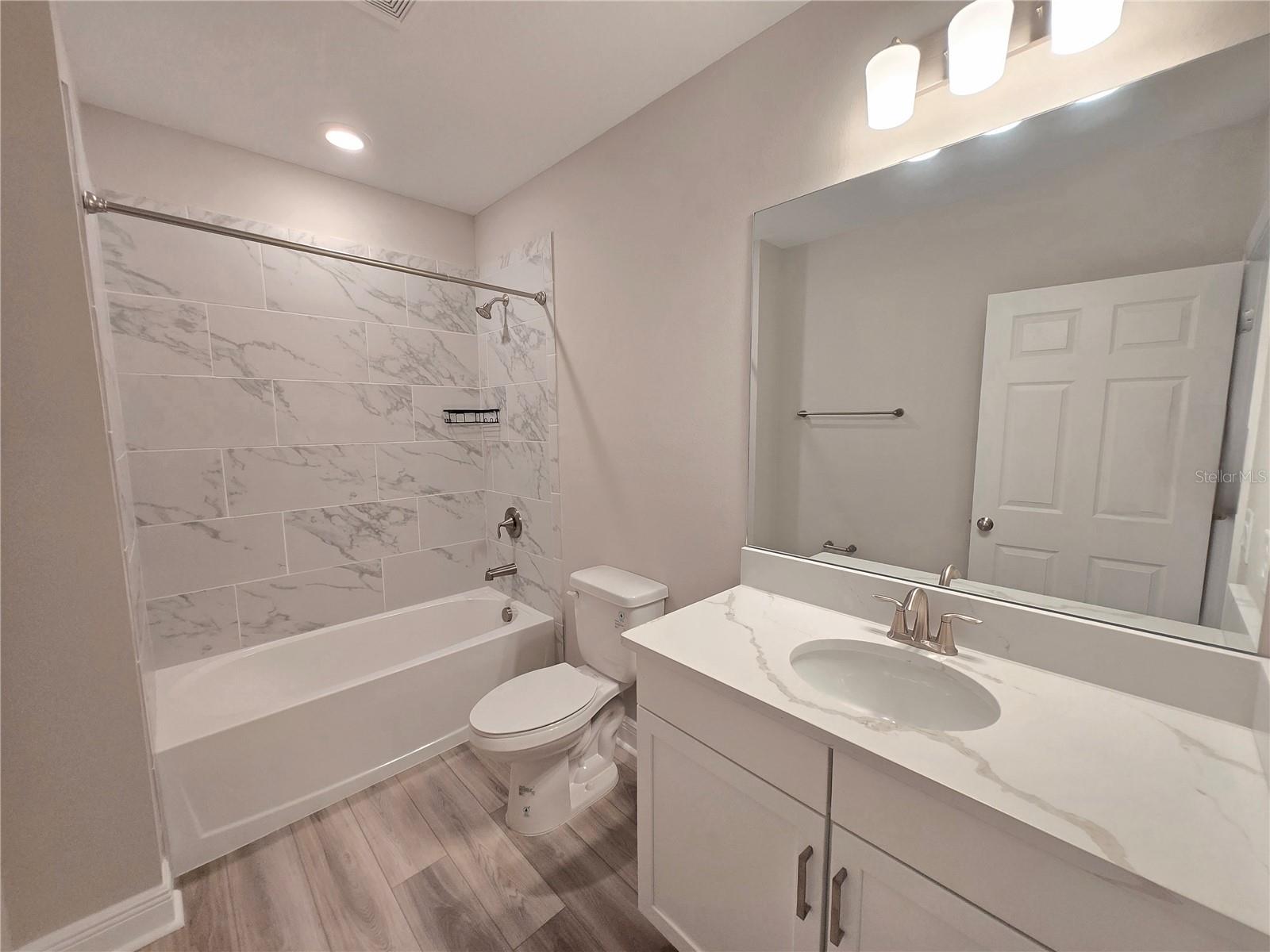 Image 13 of 37 For 5511 Patano Loop