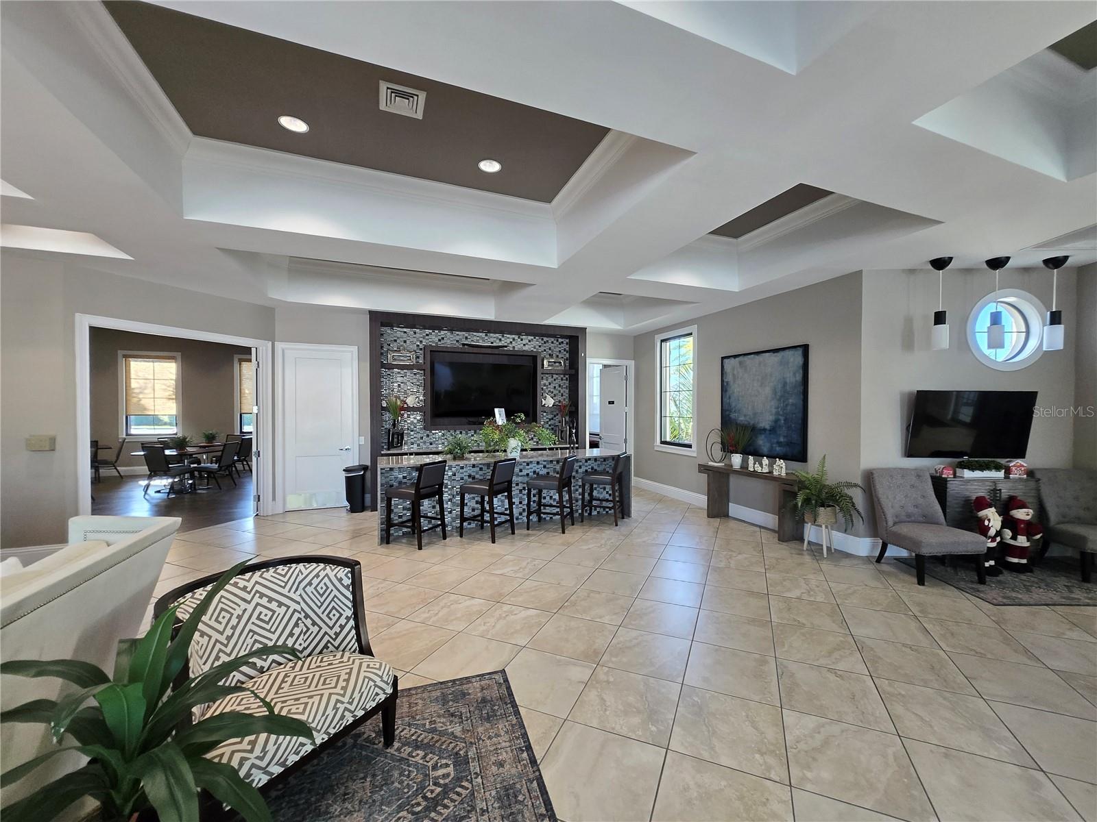 Image 35 of 37 For 5511 Patano Loop