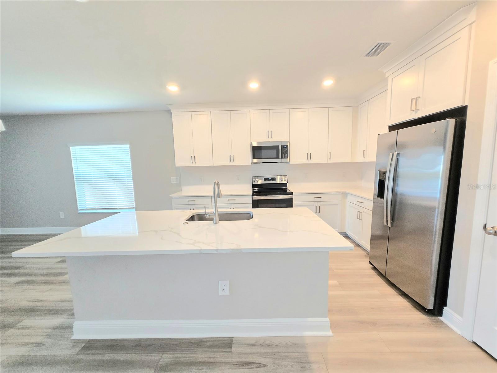 Image 6 of 37 For 5511 Patano Loop