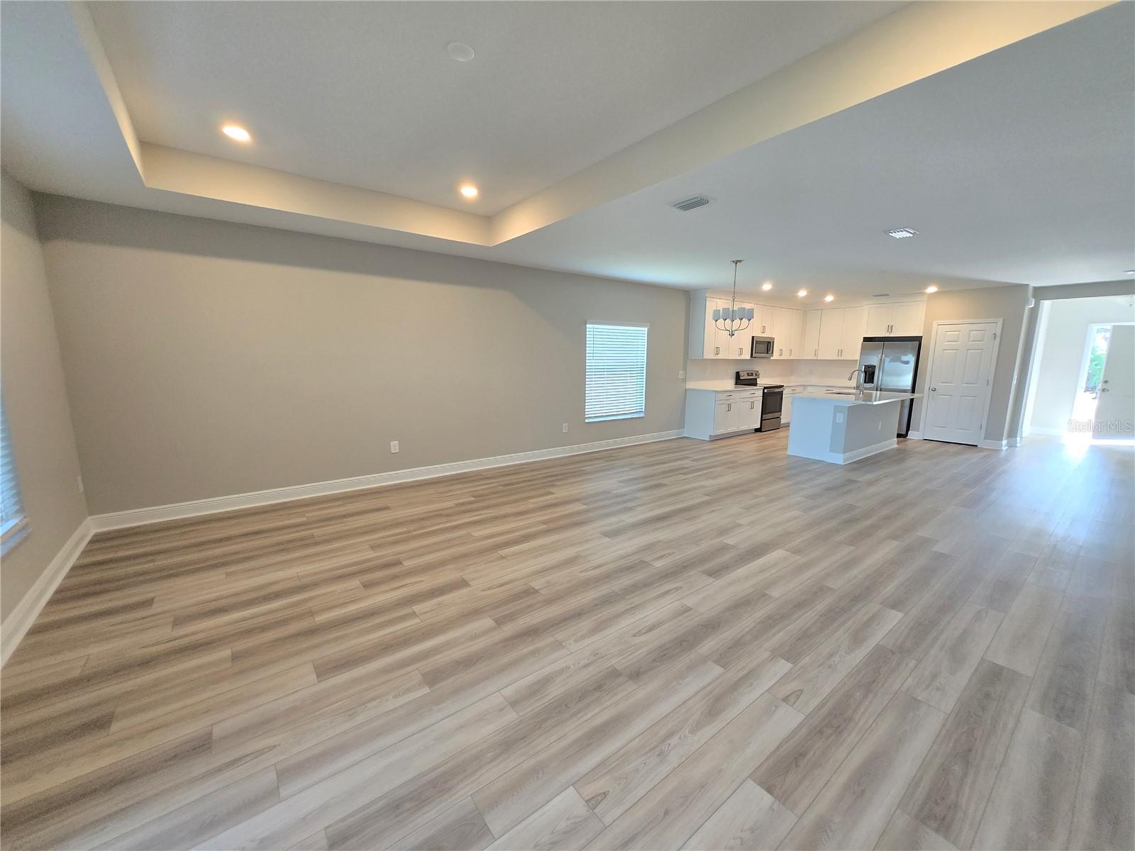 Image 9 of 37 For 5511 Patano Loop